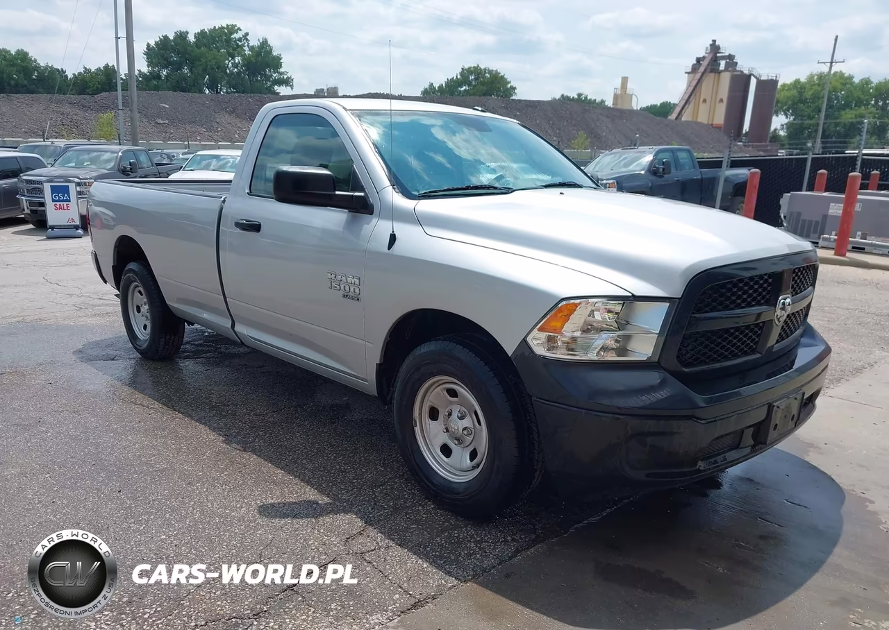 2019 Ram 1500 Classic Tradesman 4X2 8' Box VIN:3C6JR6DGXKG504002 - 1