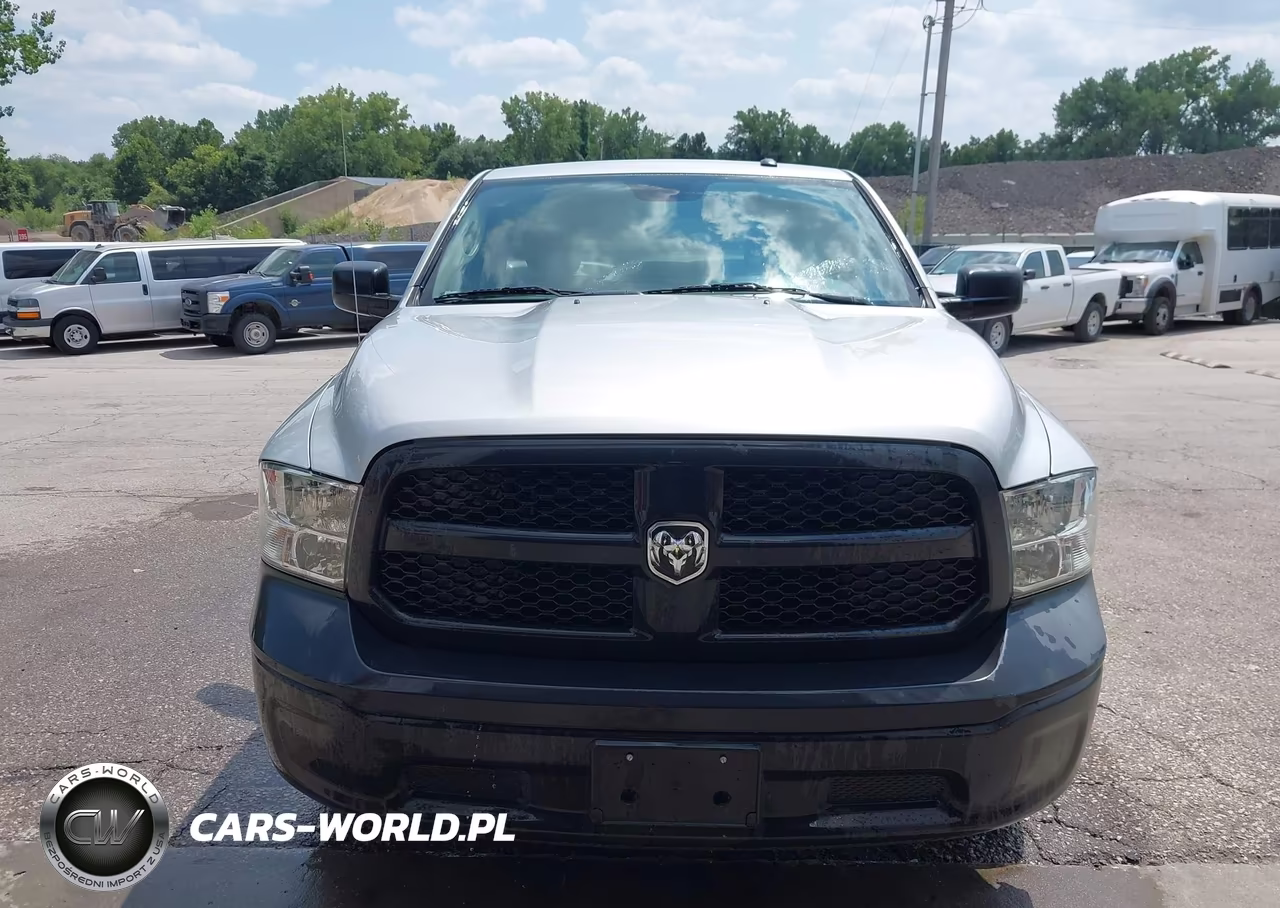 2019 Ram 1500 Classic Tradesman 4X2 8' Box VIN:3C6JR6DGXKG504002 - 18