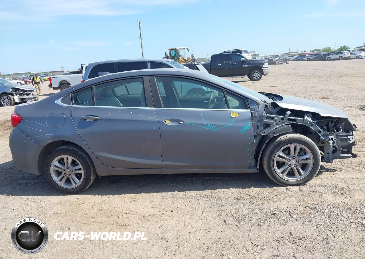 2018 Chevrolet Cruze Lt Auto VIN:1G1BE5SM4J7125964 - 14
