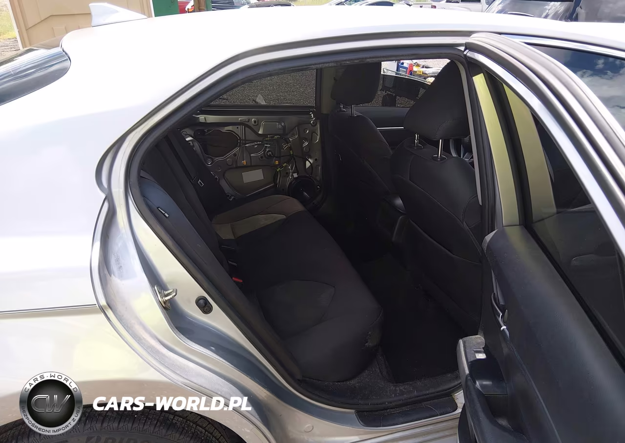 2019 Toyota Camry Le VIN:4T1B11HK6KU849722 - 8