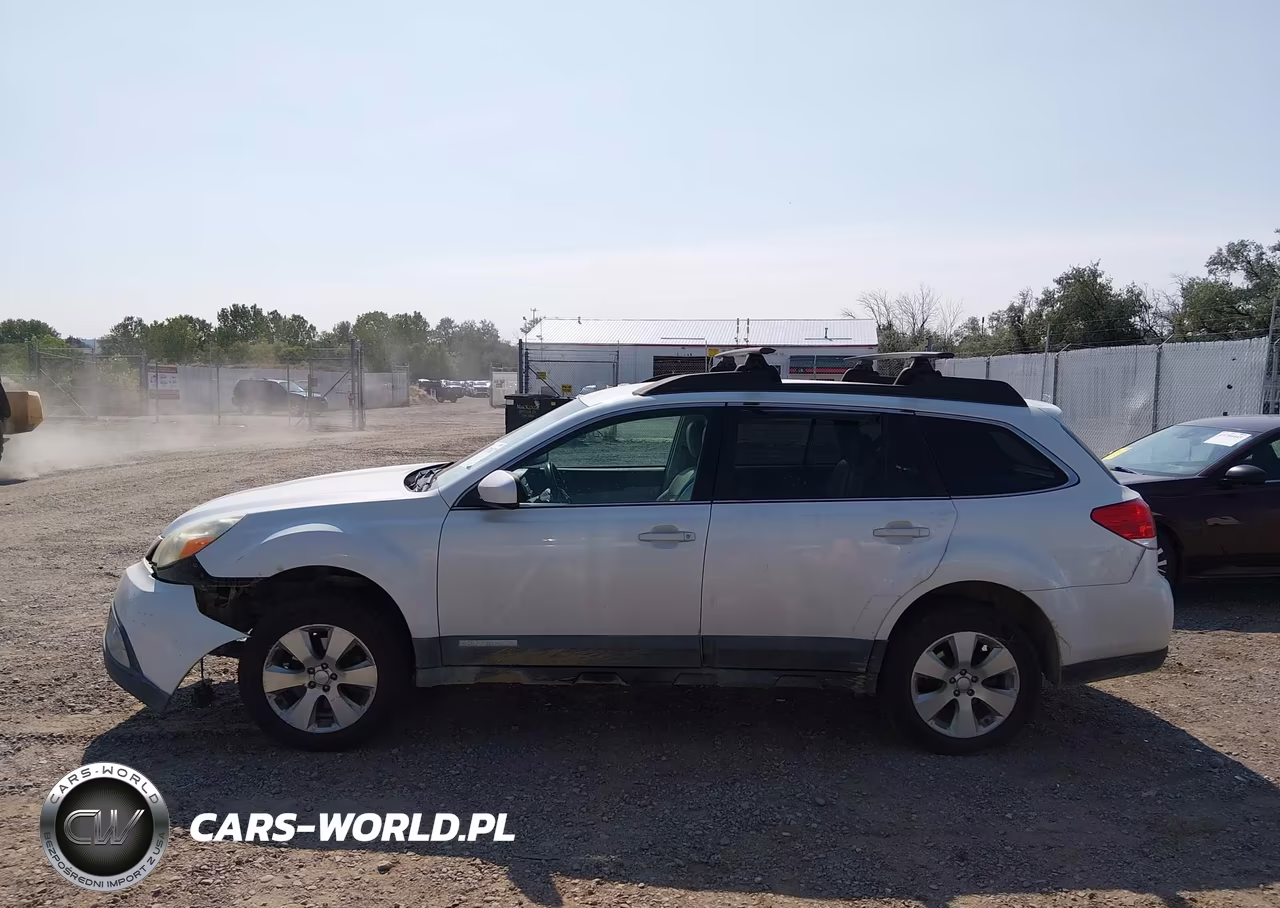 2011 Subaru Outback 3.6R Limited VIN:4S4BREJC1B2326994 - 14