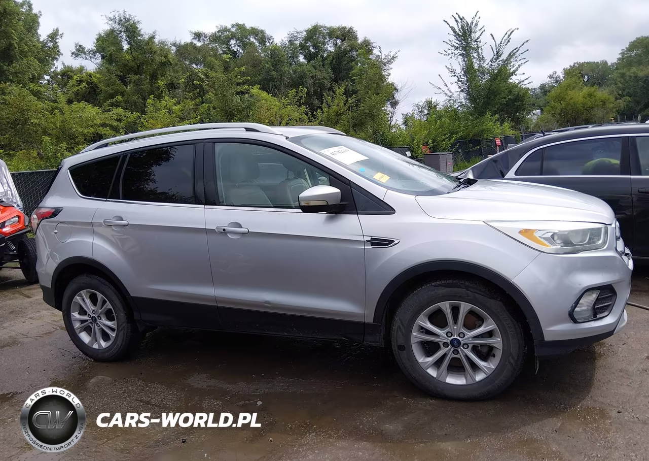 2017 Ford Escape Titanium VIN:1FMCU9J99HUA62998 - 13