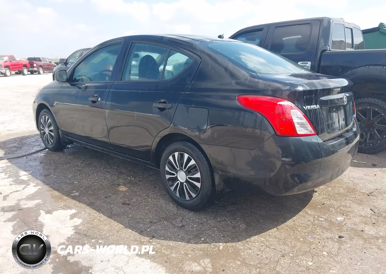 2013 Nissan Versa 1.6 S VIN:3N1CN7AP9DL844987 - 3