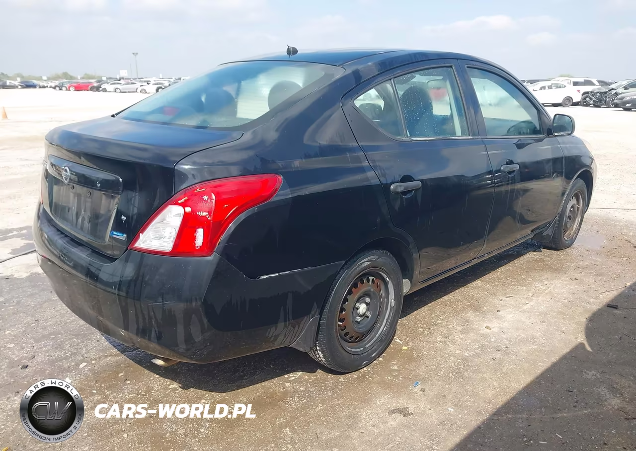 2013 Nissan Versa 1.6 S VIN:3N1CN7AP9DL844987 - 4