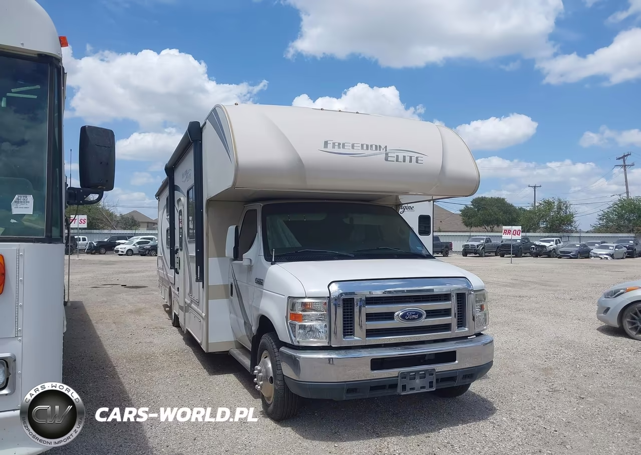2018 Ford E-450 Cutaway – zdjęcie 1 z 11