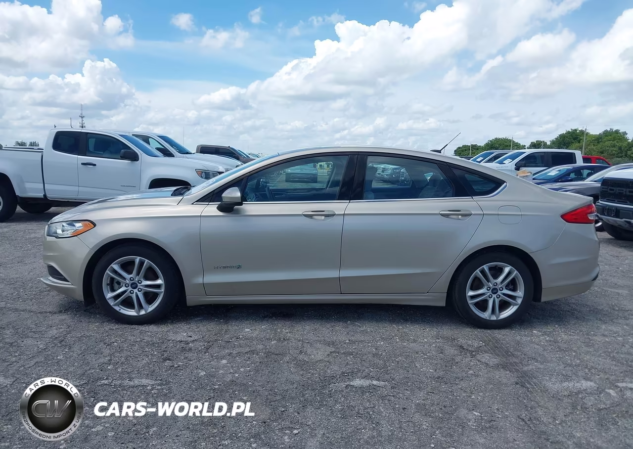 2018 Ford Fusion Hybrid S VIN:3FA6P0UU9JR122754 - 14