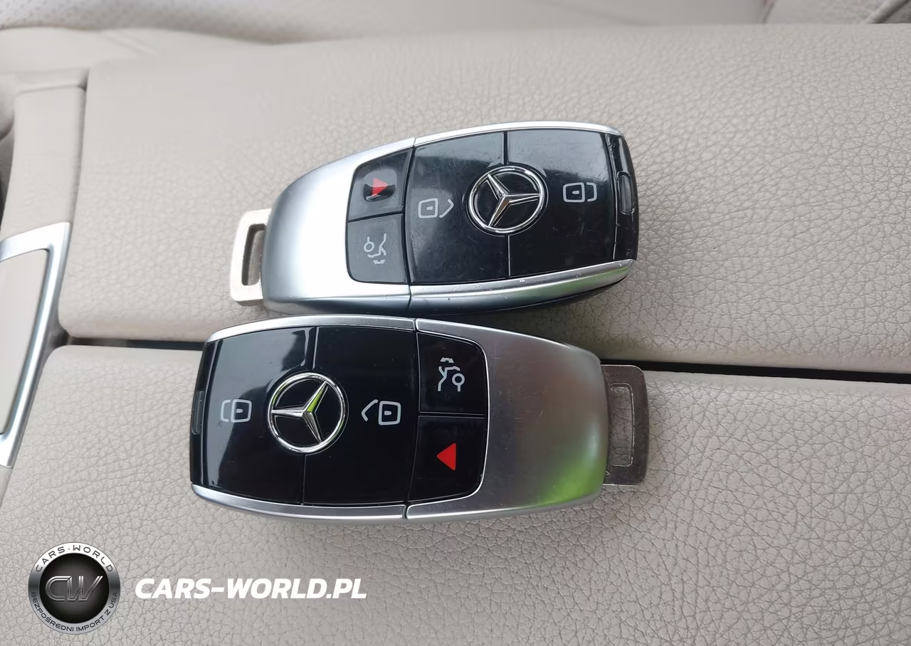 2018 Mercedes-Benz E 300 VIN:WDDZF4JB1JA396311 - 11