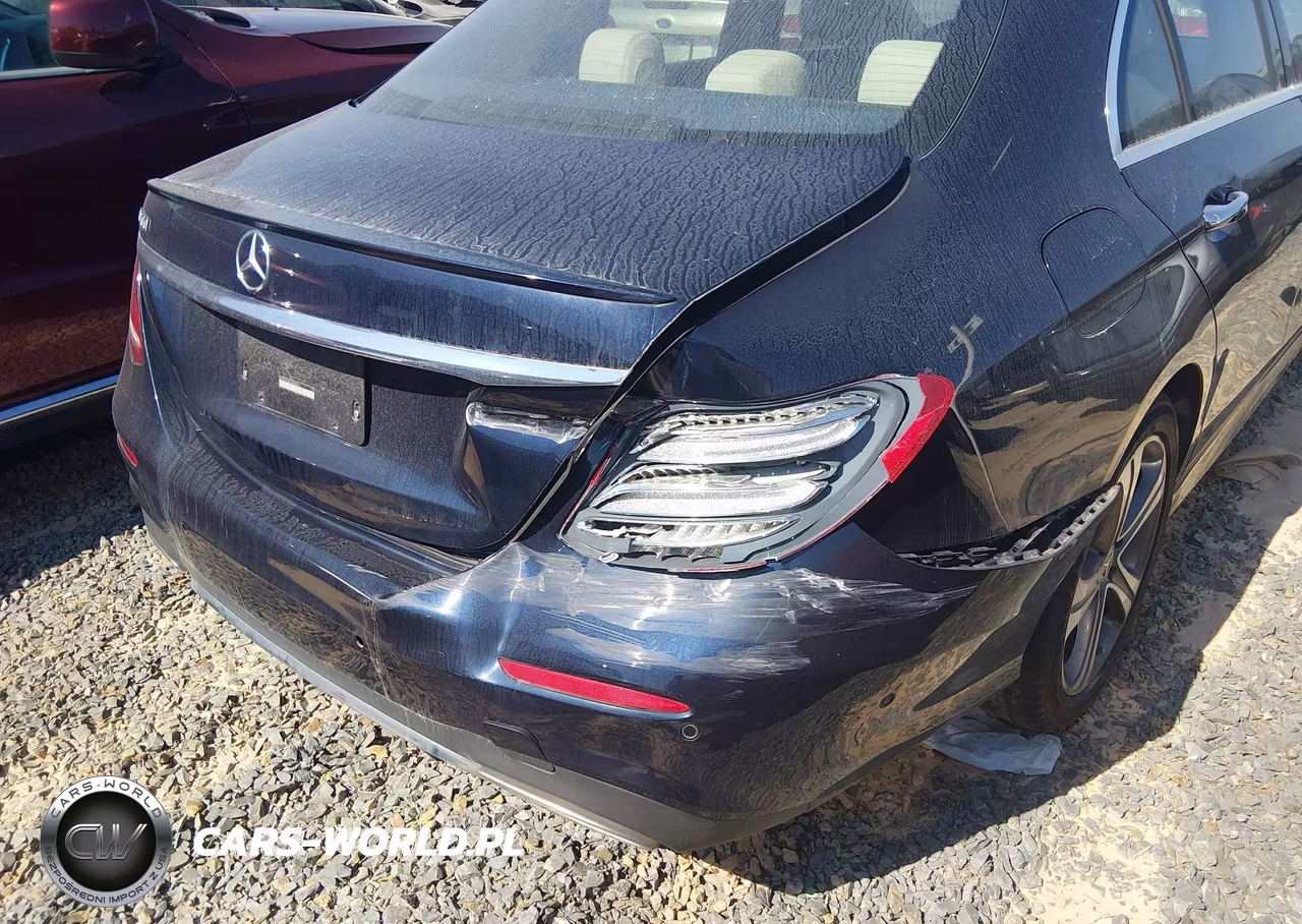 2018 Mercedes-Benz E 300 VIN:WDDZF4JB1JA396311 - 17