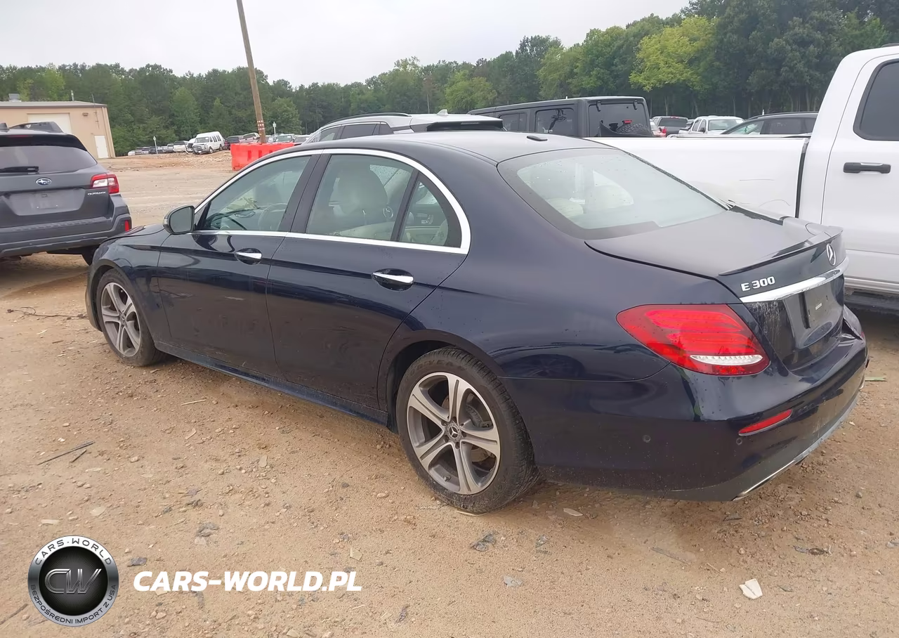 2018 Mercedes-Benz E 300 VIN:WDDZF4JB1JA396311 - 3