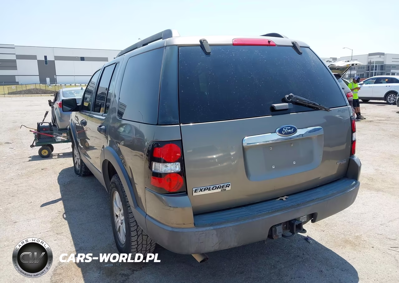 2006 Ford Explorer Xlt VIN:1FMEU63E46ZA04766 - 3