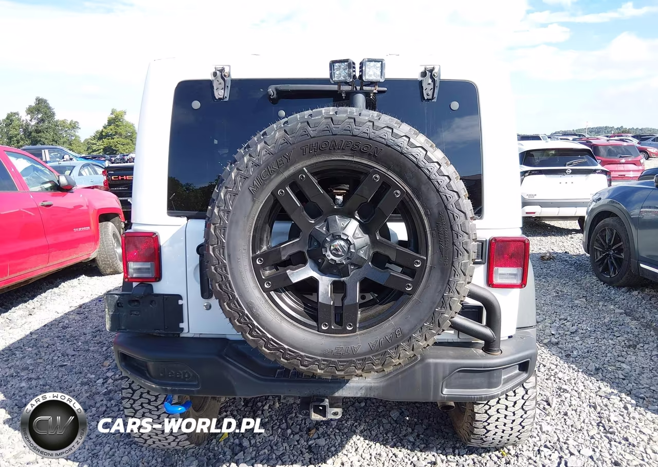 2015 Jeep Wrangler Unlimited Rubicon Hard Rock VIN:1C4BJWFG5FL662628 - 17