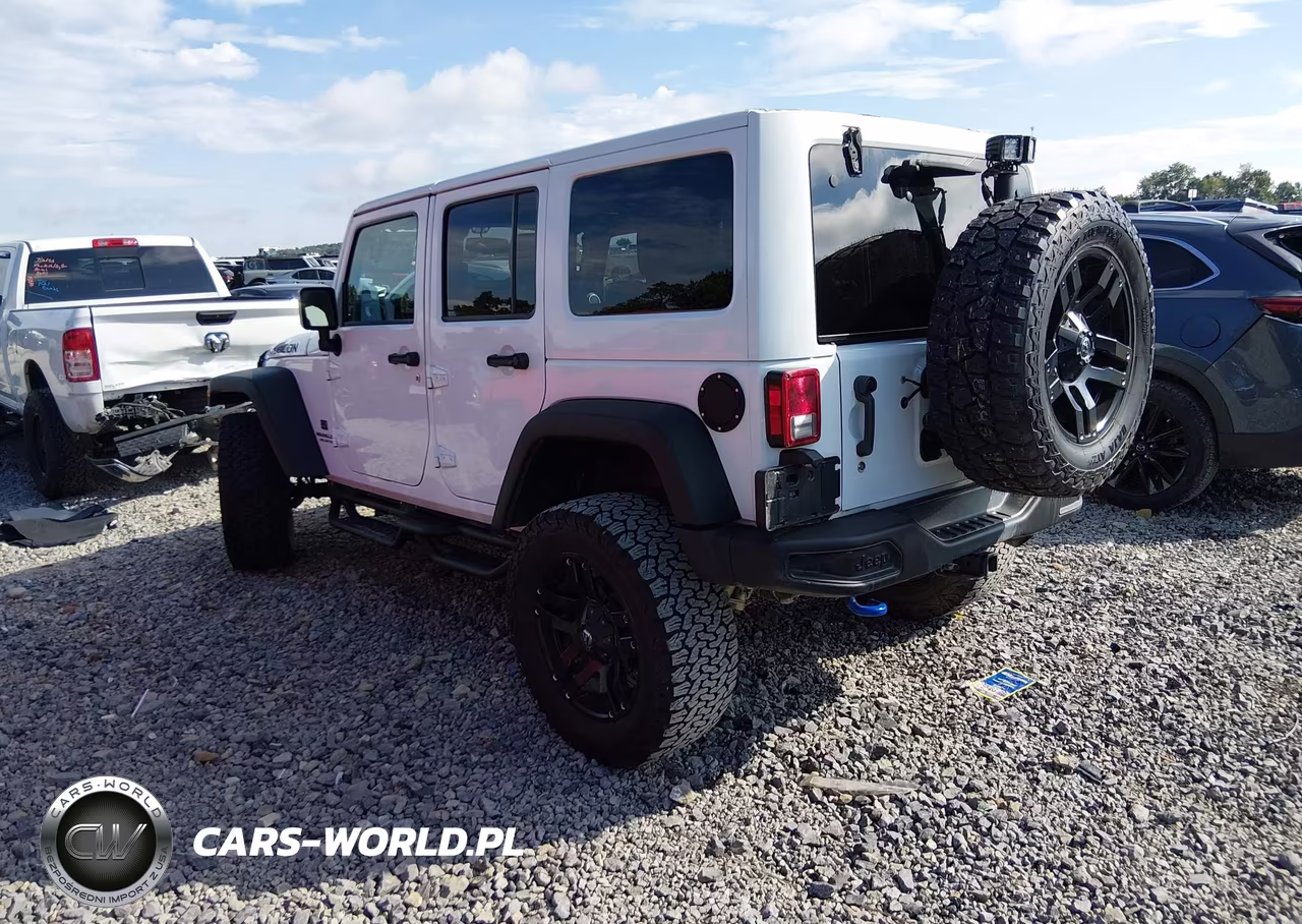 2015 Jeep Wrangler Unlimited Rubicon Hard Rock VIN:1C4BJWFG5FL662628 - 3