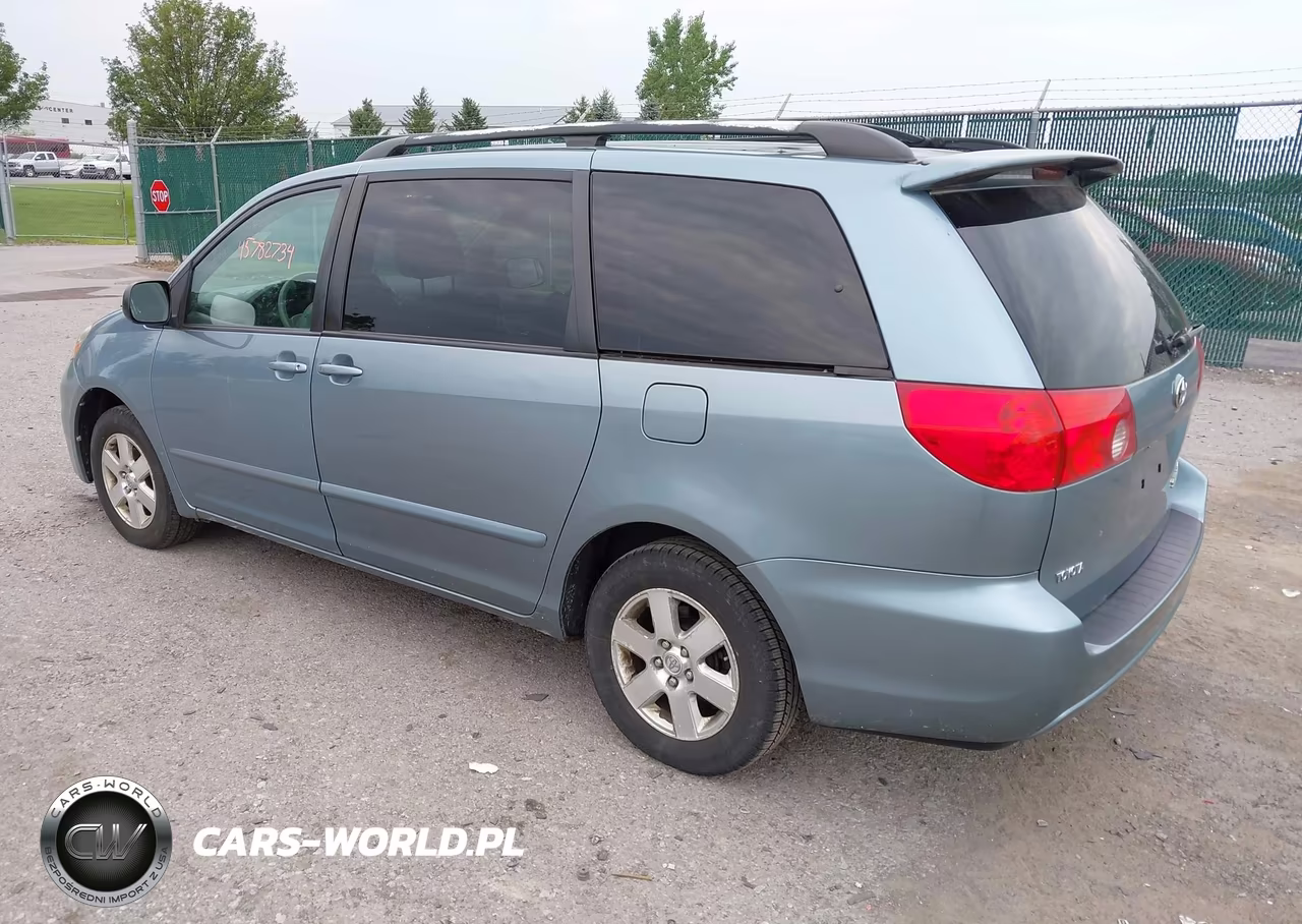 2009 Toyota Sienna Le VIN:5TDZK23C79S235976 - 3