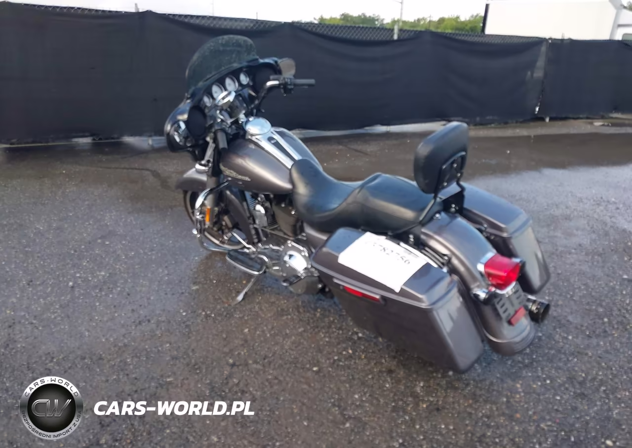 2014 Harley-Davidson Flhxs Street Glide Special VIN:5HD1KRMA1EB604116 - 3