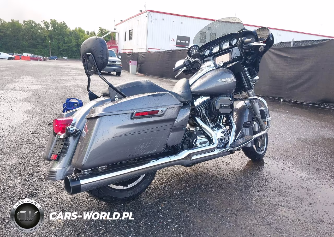 2014 Harley-Davidson Flhxs Street Glide Special VIN:5HD1KRMA1EB604116 - 4