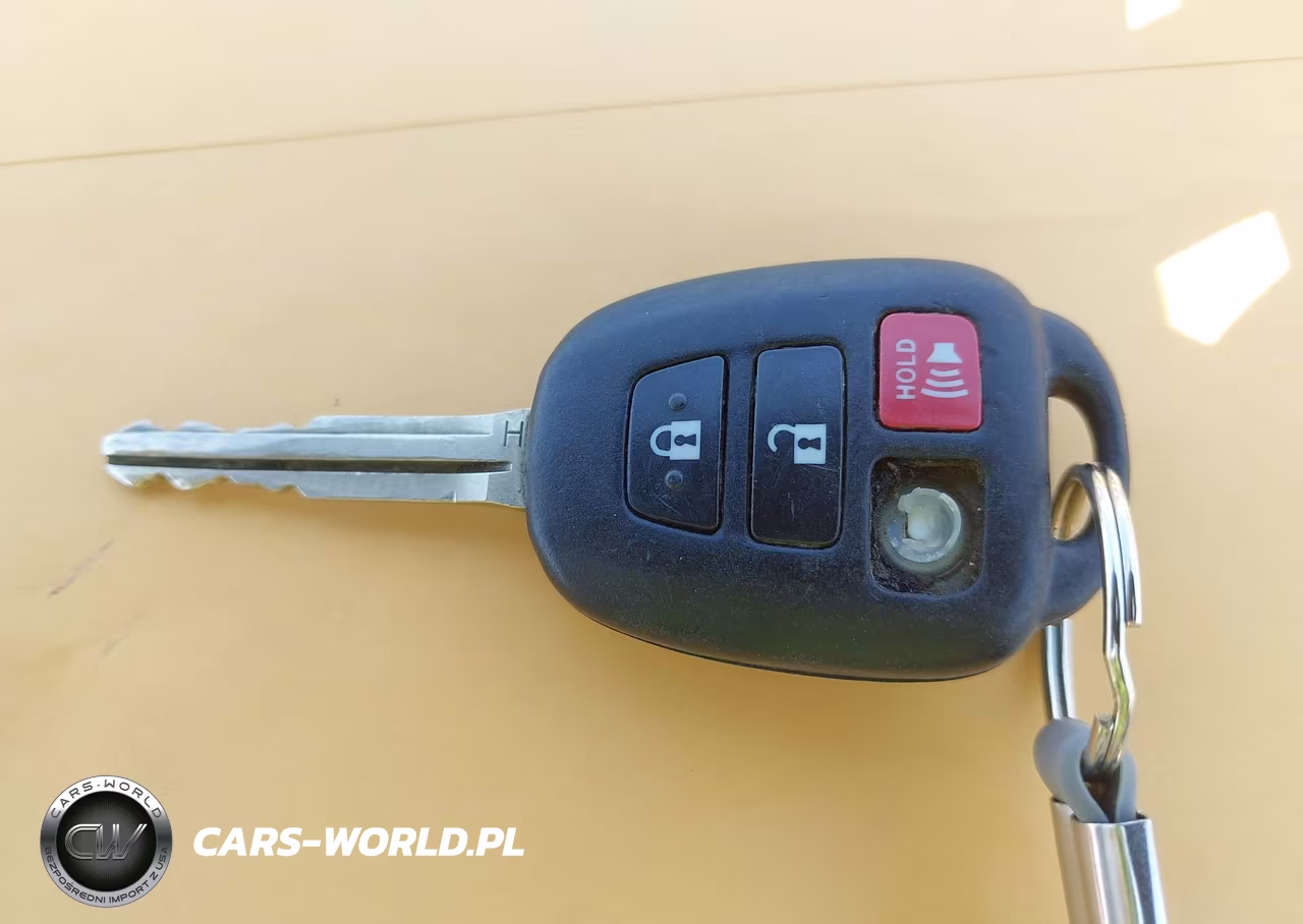 2015 Toyota Corolla Le VIN:5YFBURHE6FP254313 - 11