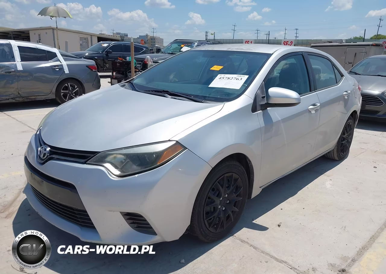 2015 Toyota Corolla Le VIN:5YFBURHE6FP254313 - 2