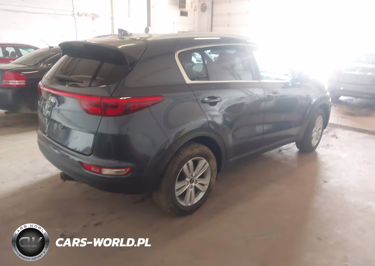 2018 Kia Sportage Lx VIN:KNDPMCAC0J7325706 - 4