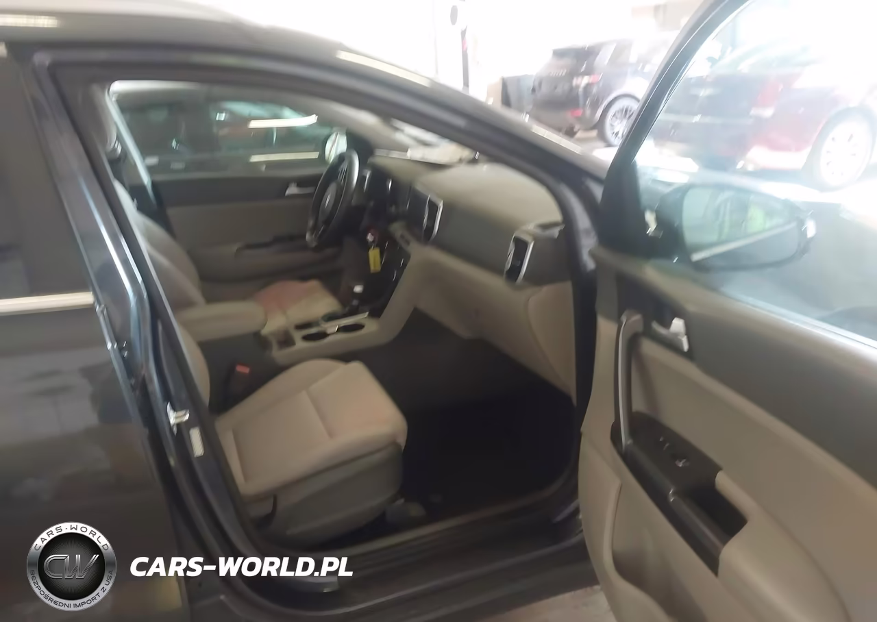 2018 Kia Sportage Lx VIN:KNDPMCAC0J7325706 - 5