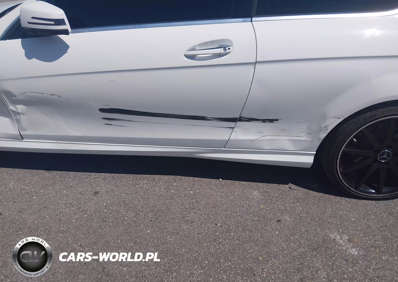 2015 Mercedes-Benz C 250 VIN:WDDGJ4HB9FG357420 - 6