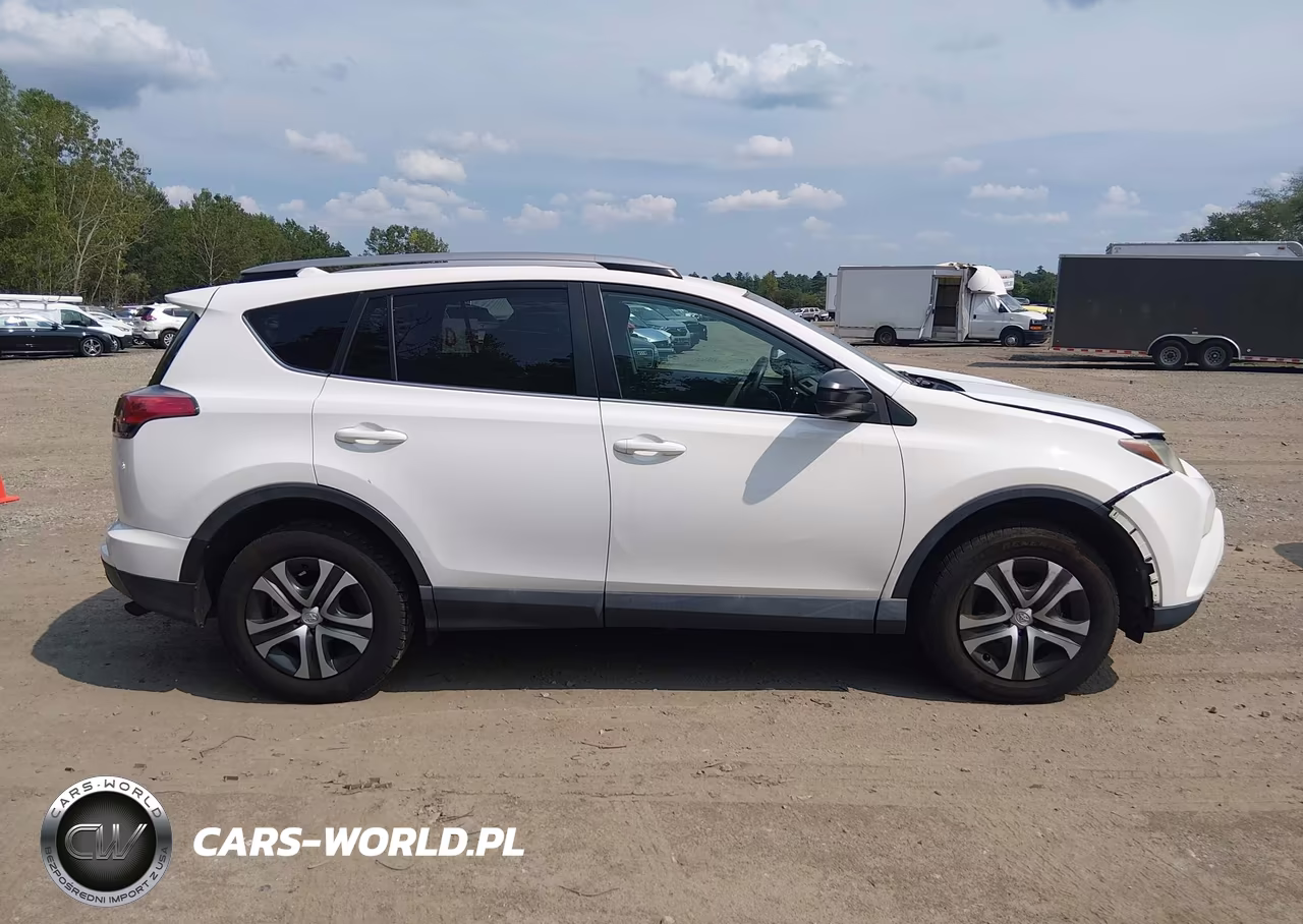 2017 Toyota Rav4 Le VIN:2T3BFREV2HW633235 - 13