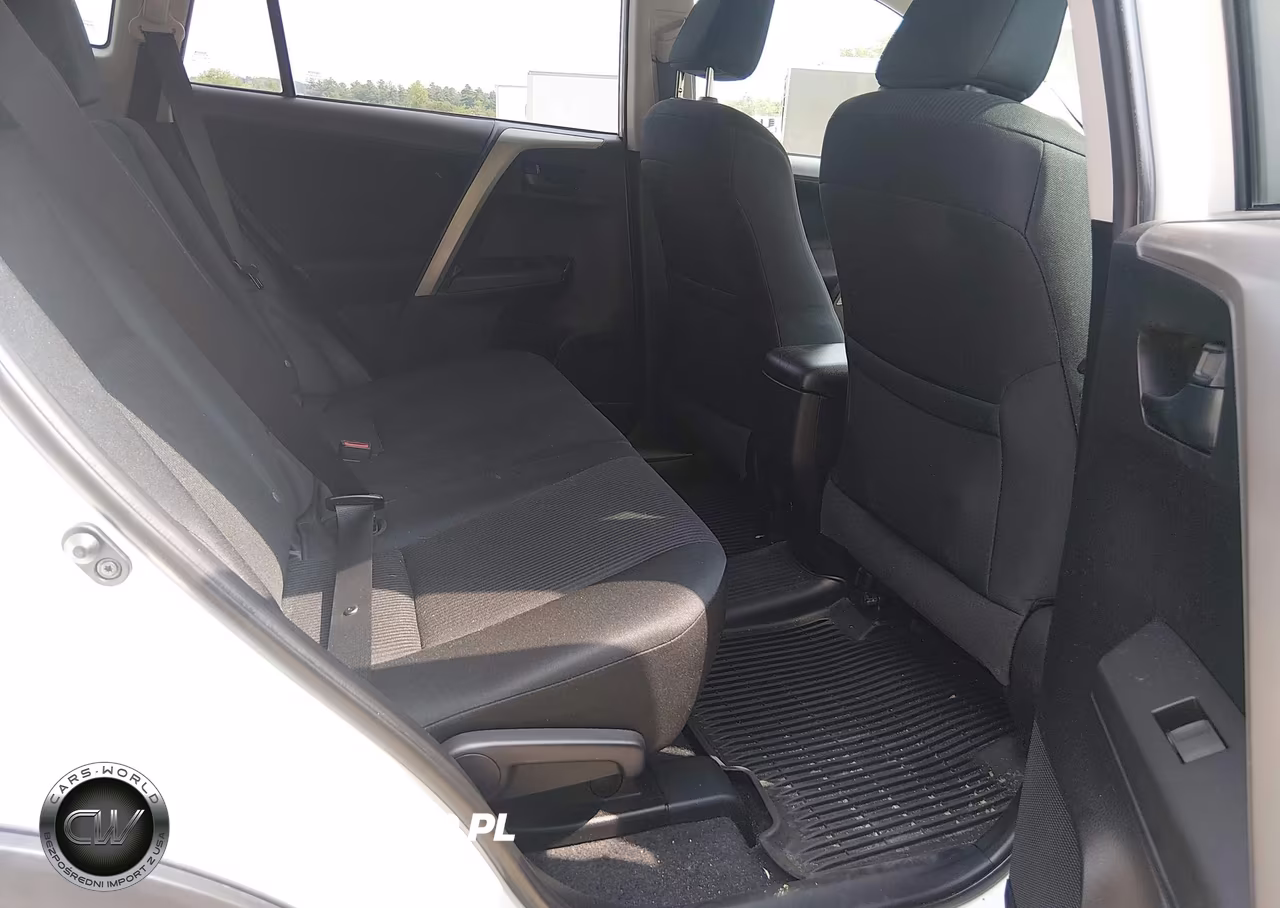 2017 Toyota Rav4 Le VIN:2T3BFREV2HW633235 - 8