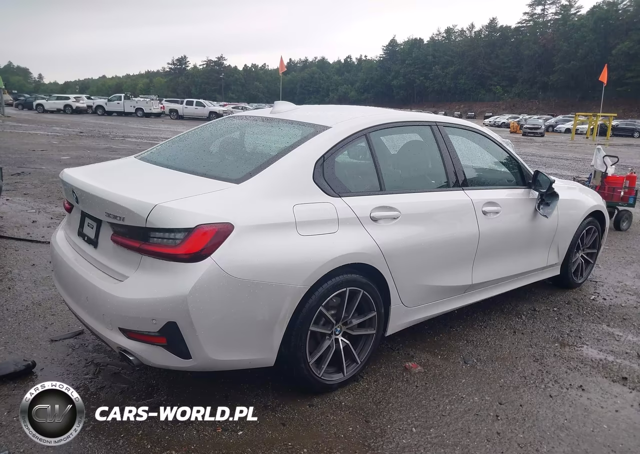 2022 BMW 330I xDrive VIN:3MW5R7J08N8C44475 - 4