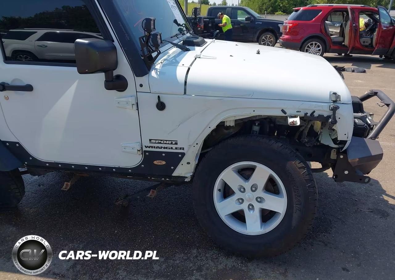 2015 Jeep Wrangler Sport VIN:1C4AJWAGXFL593146 - 18