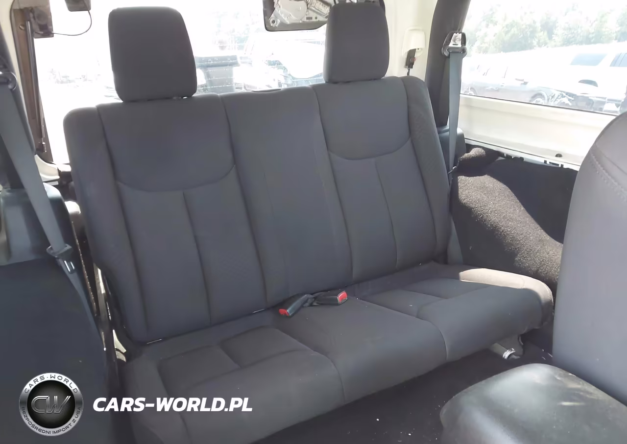 2015 Jeep Wrangler Sport VIN:1C4AJWAGXFL593146 - 8