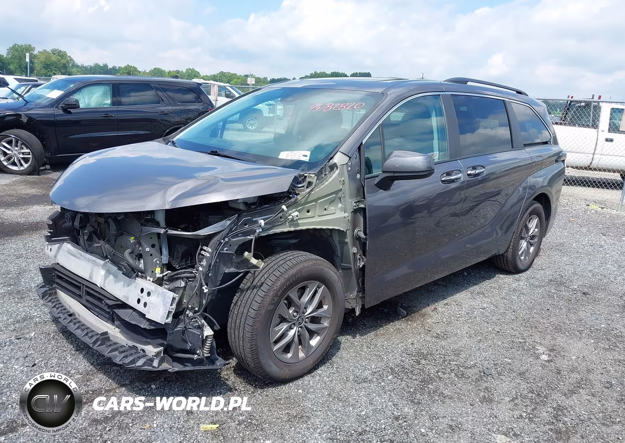 2024 Toyota Sienna Xle VIN:5TDYRKEC0RS186799 - 2