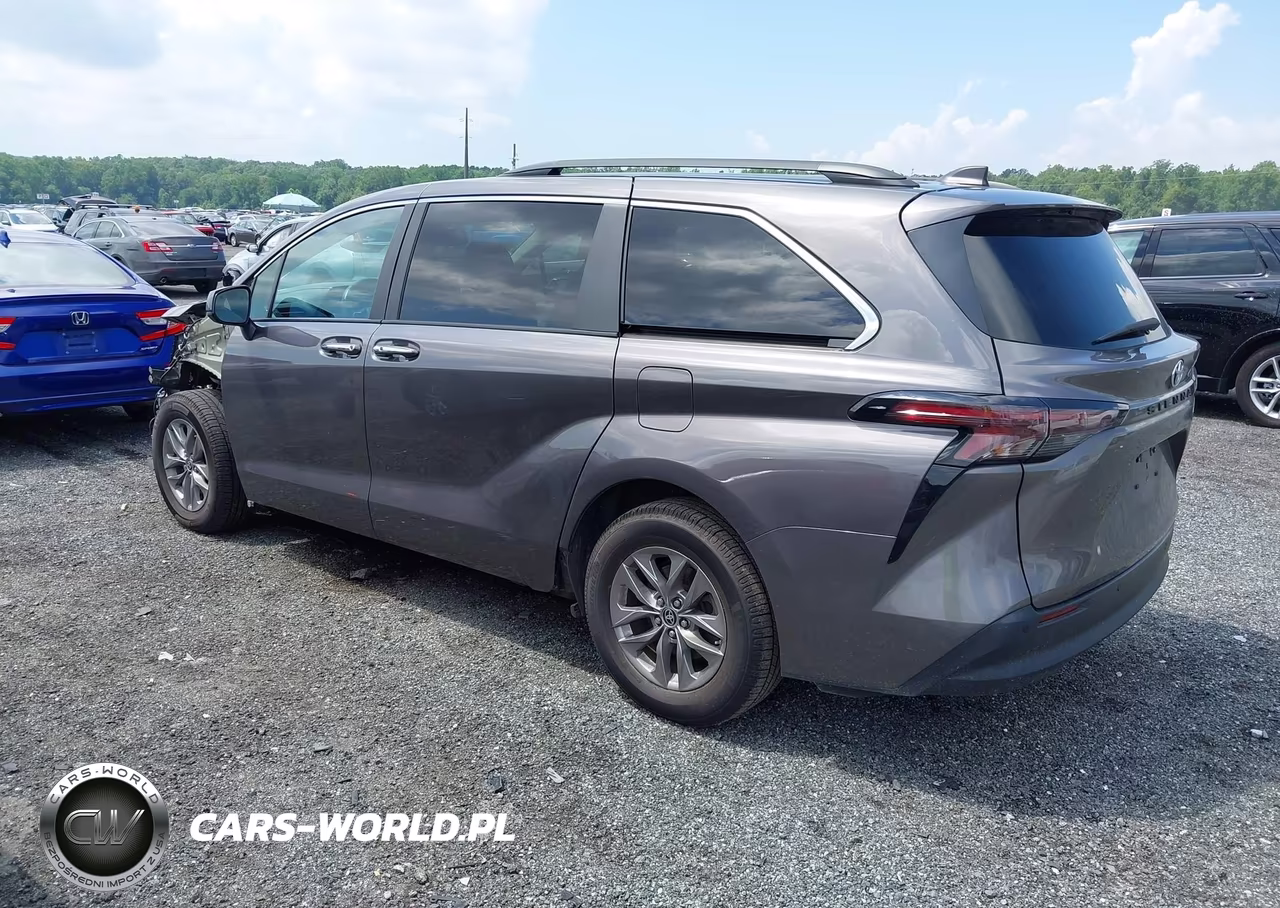 2024 Toyota Sienna Xle VIN:5TDYRKEC0RS186799 - 3