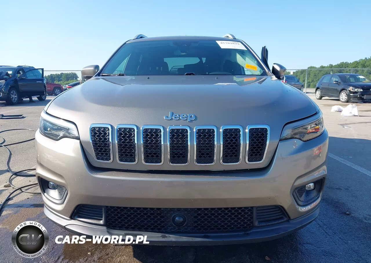 2021 Jeep Cherokee Latitude Lux 4X4 VIN:1C4PJMMX3MD185685 - 12
