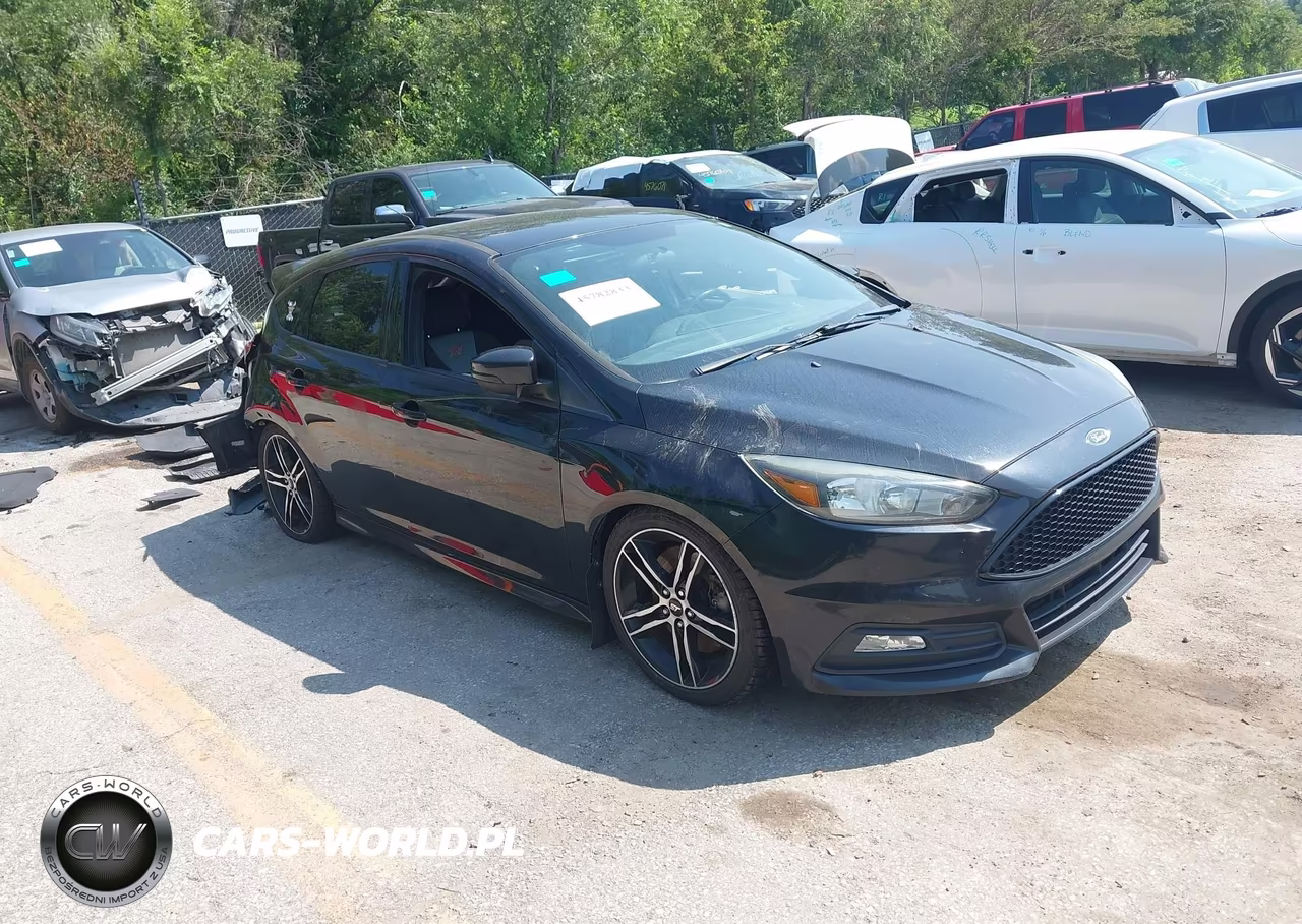 2015 Ford Focus St