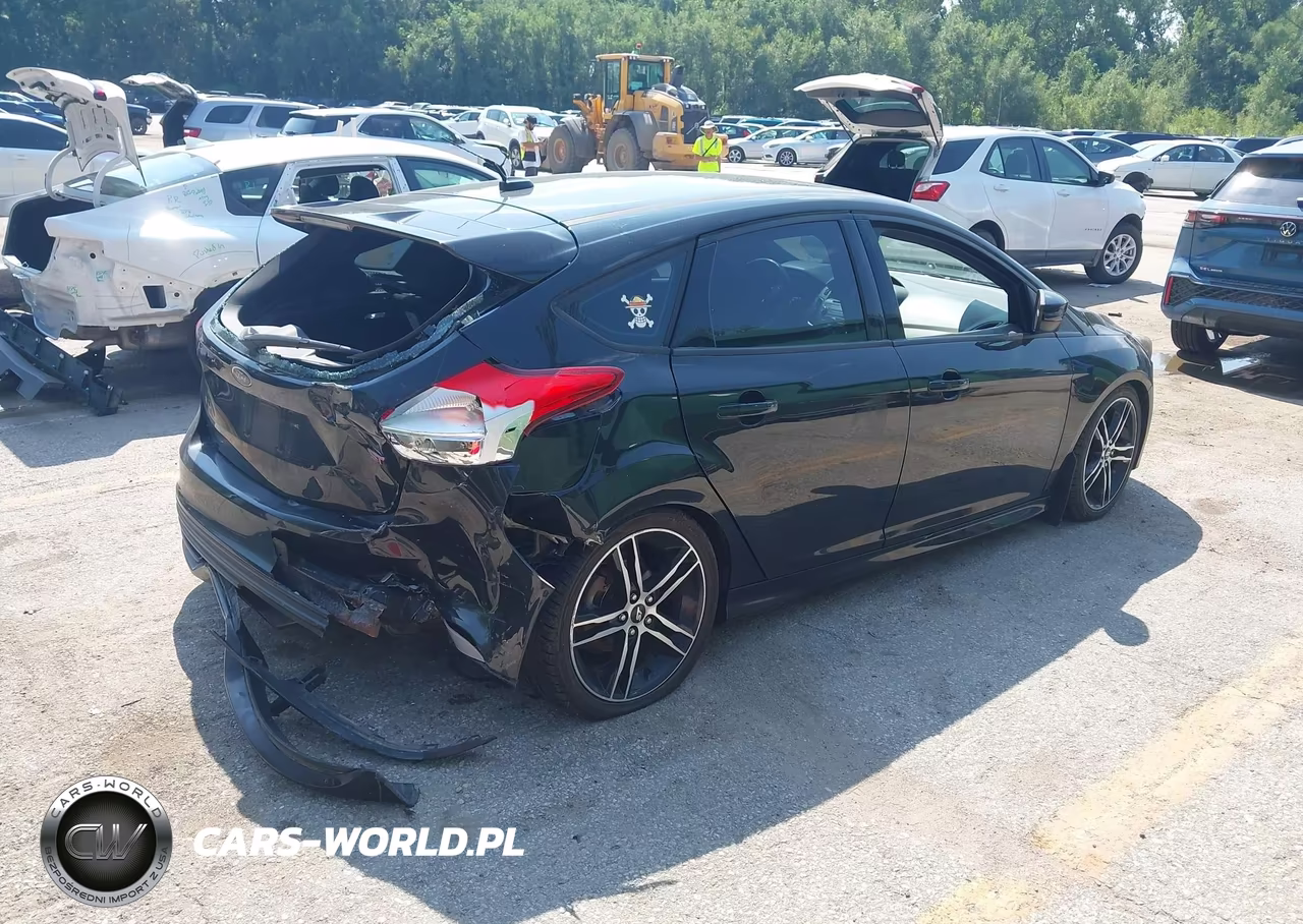 2015 Ford Focus St VIN:1FADP3L98FL240838 - 4