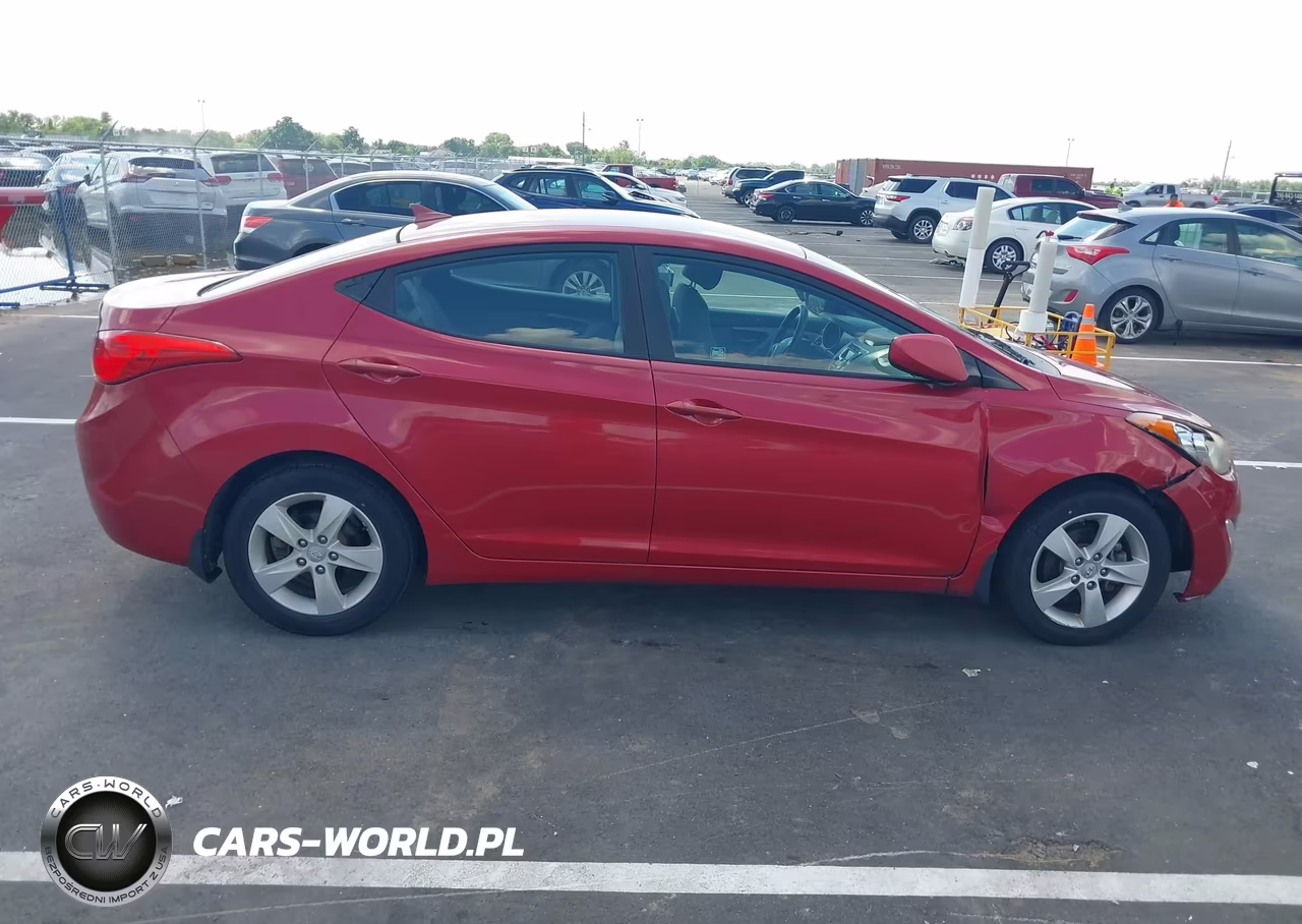 2013 Hyundai Elantra Gls VIN:KMHDH4AEXDU942613 - 13