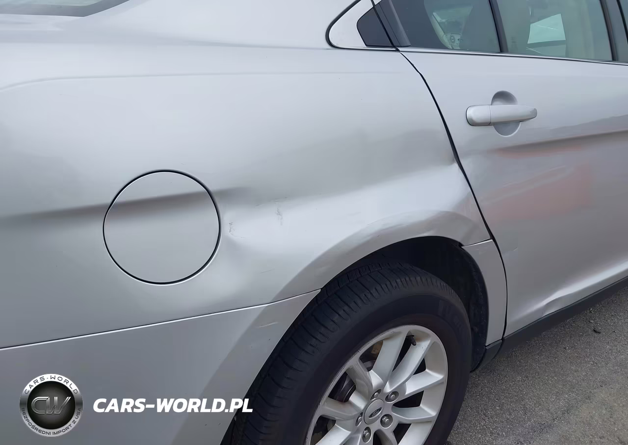 2015 Ford Taurus Se VIN:1FAHP2D8XFG122638 - 17