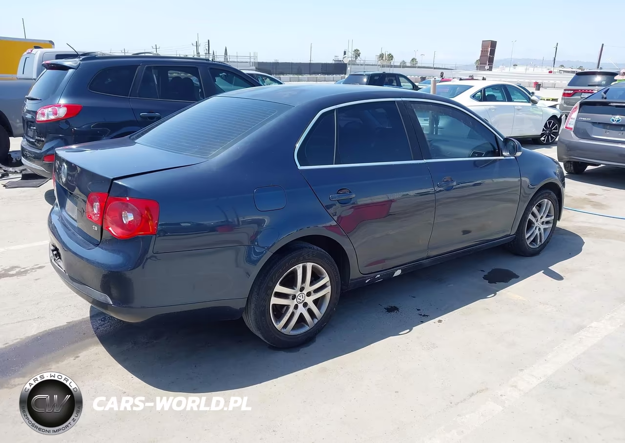 2005 Volkswagen Jetta 2.5 VIN:3VWSG71K65M645668 - 4