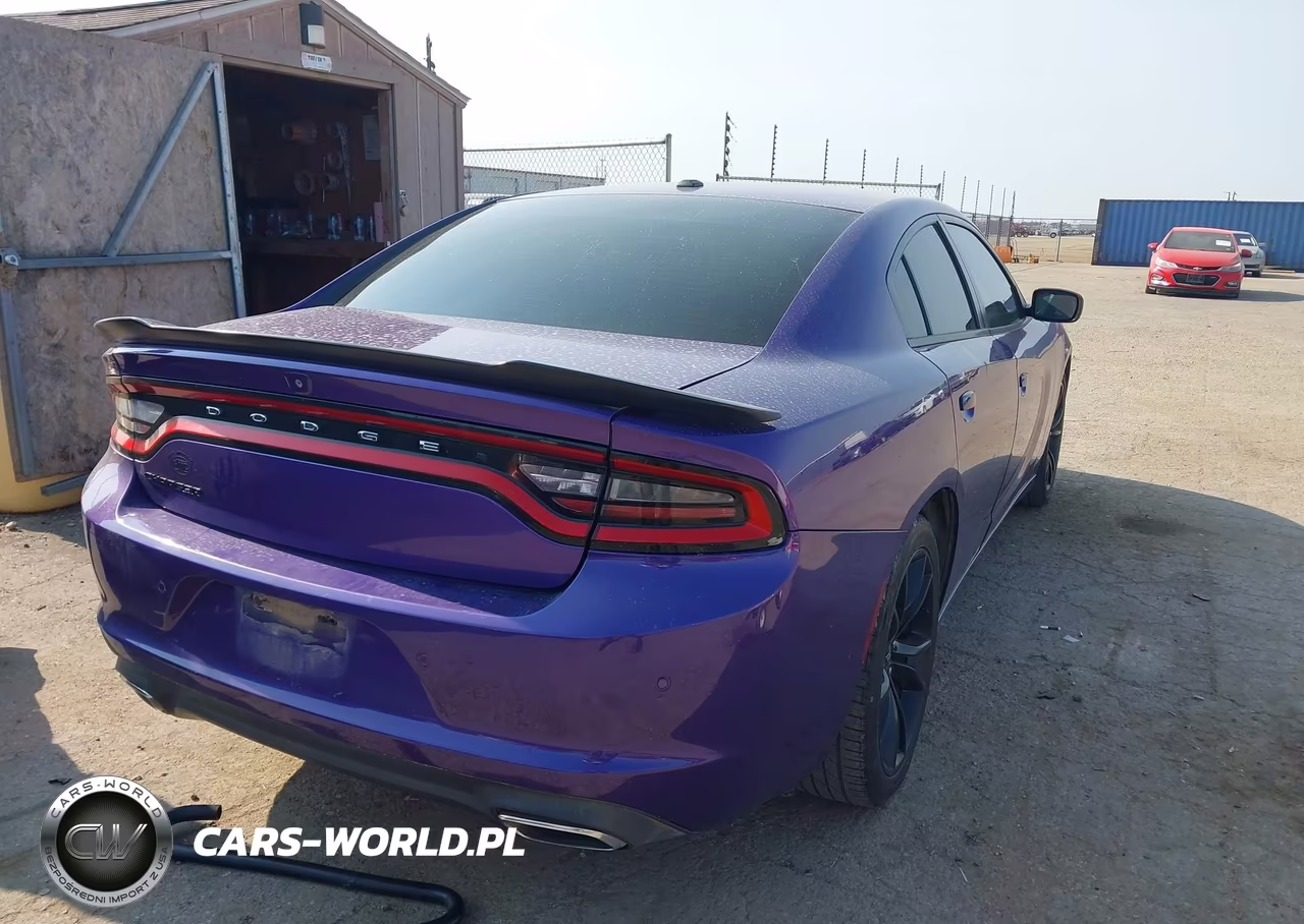 2018 Dodge Charger Sxt Rwd VIN:2C3CDXBG8JH335691 - 4