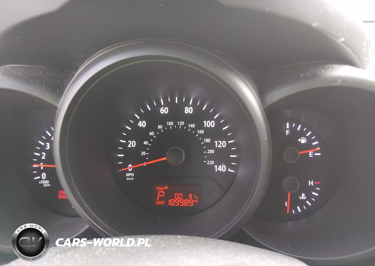 2013 Kia Soul VIN:KNDJT2A51D7499552 - 7