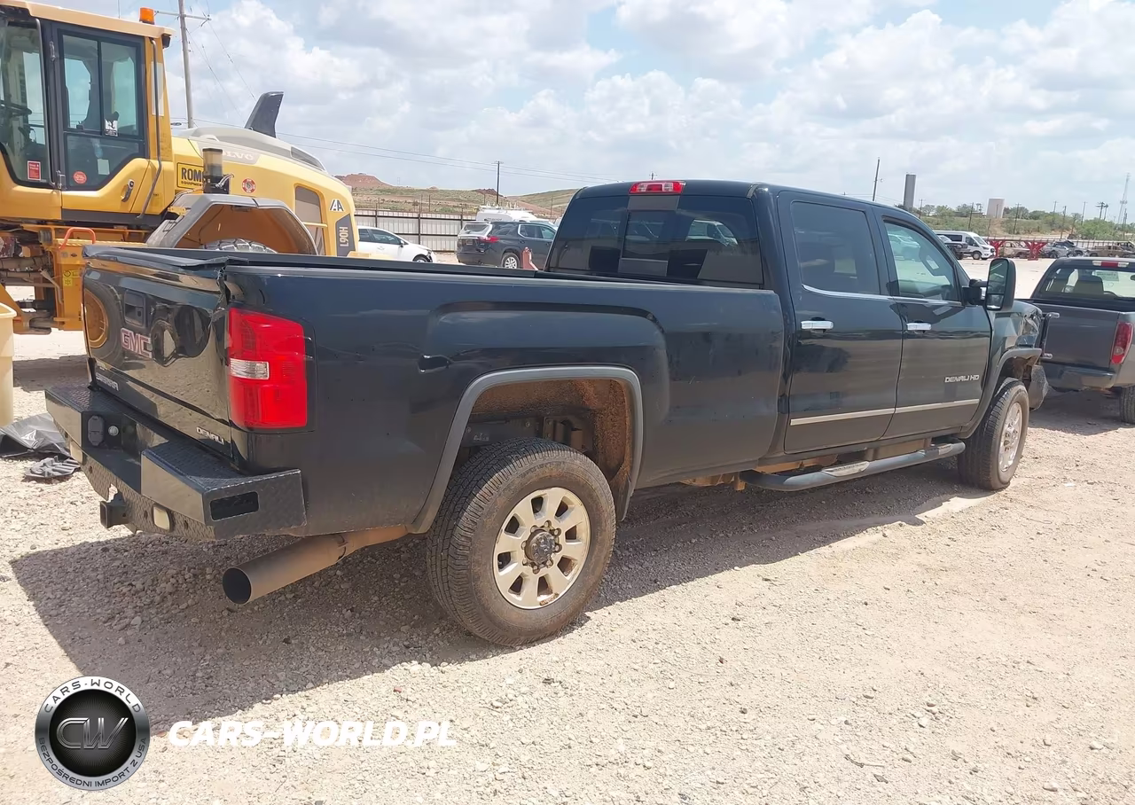 2015 GMC Sierra 3500Hd Denali VIN:1GT424E82FF170707 - 4