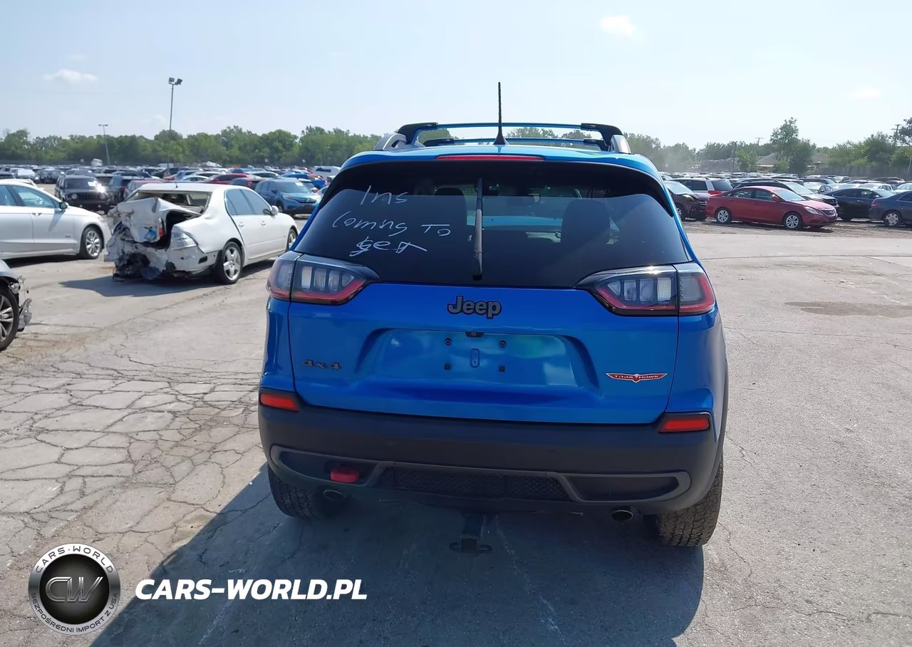 2019 Jeep Cherokee Trailhawk VIN:1C4PJMBX4KD484442 - 16