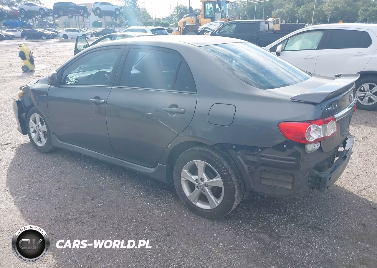 2013 Toyota Corolla S VIN:5YFBU4EE9DP161788 - 3