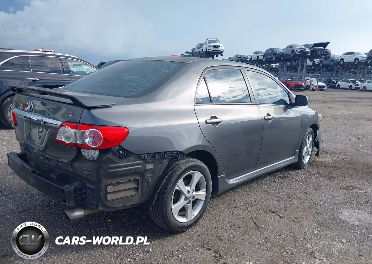 2013 Toyota Corolla S VIN:5YFBU4EE9DP161788 - 4