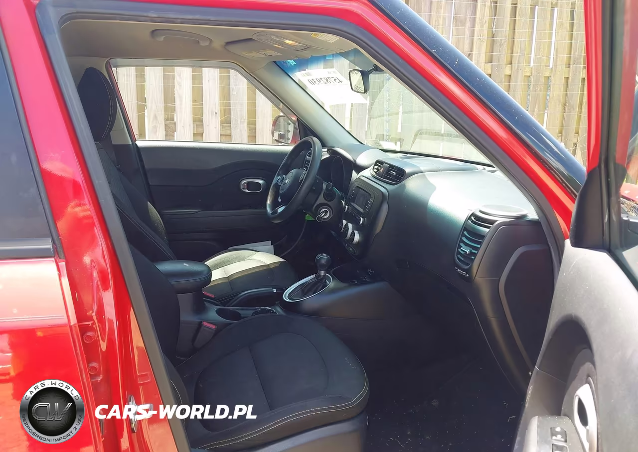 2015 Kia Soul + VIN:KNDJP3A58F7758079 - 5