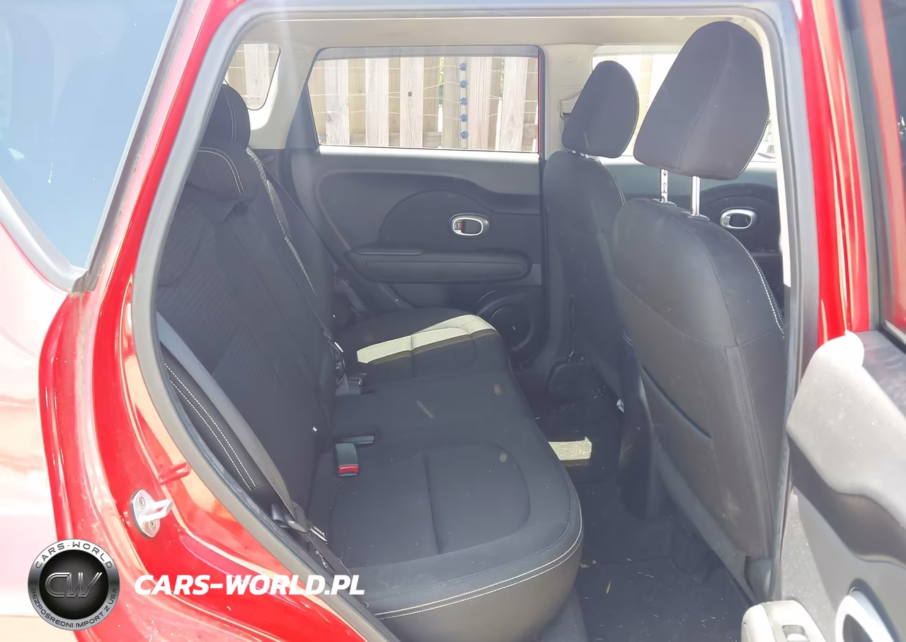 2015 Kia Soul + VIN:KNDJP3A58F7758079 - 8