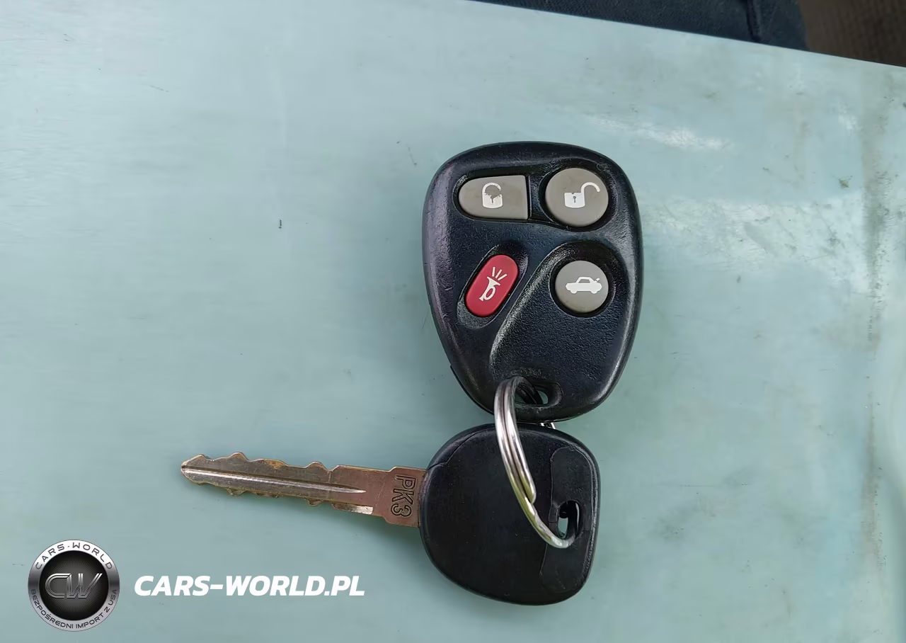 2005 Cadillac Deville Livery Pkg VIN:1G6KD54Y35U256159 - 11