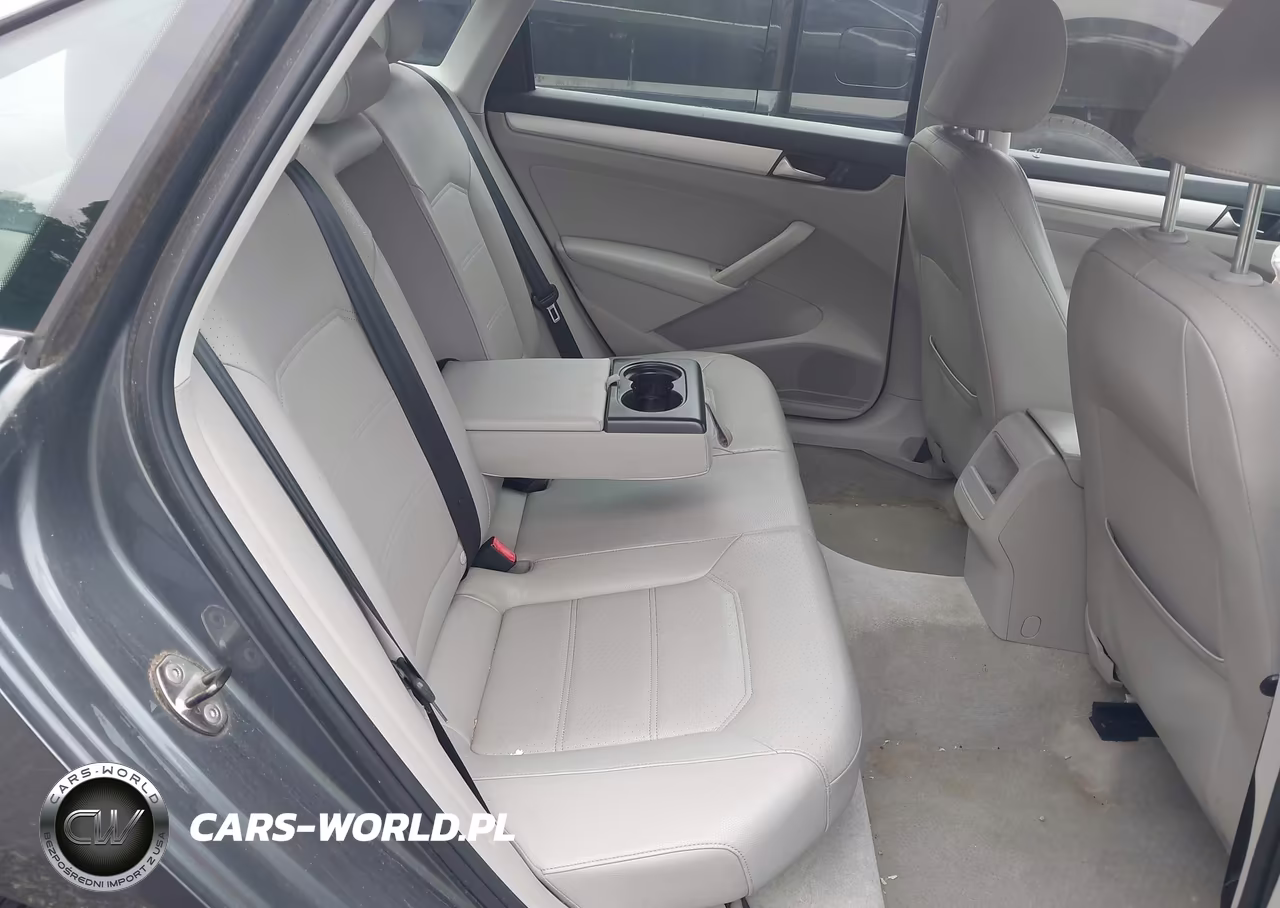 2012 Volkswagen Passat 2.5L Se VIN:1VWBP7A37CC028612 - 8