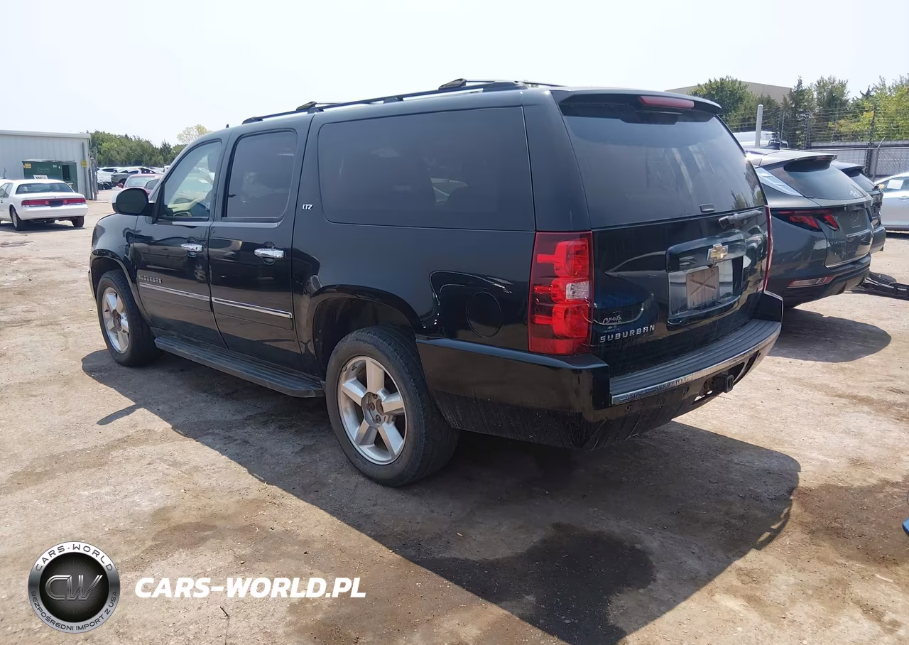 2011 Chevrolet Suburban Ltz VIN:1GNSKKE37BR203684 - 3