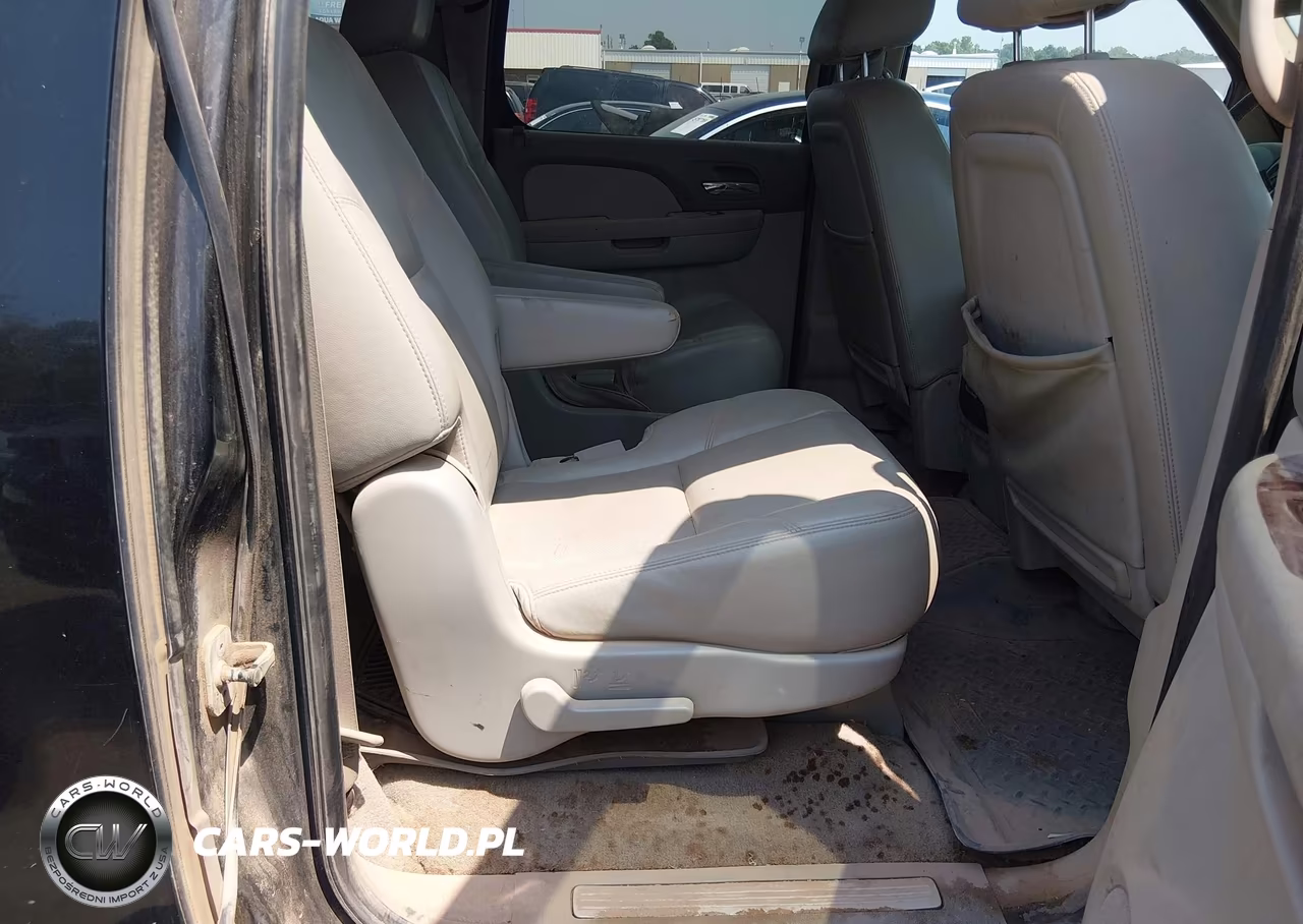 2011 Chevrolet Suburban Ltz VIN:1GNSKKE37BR203684 - 8
