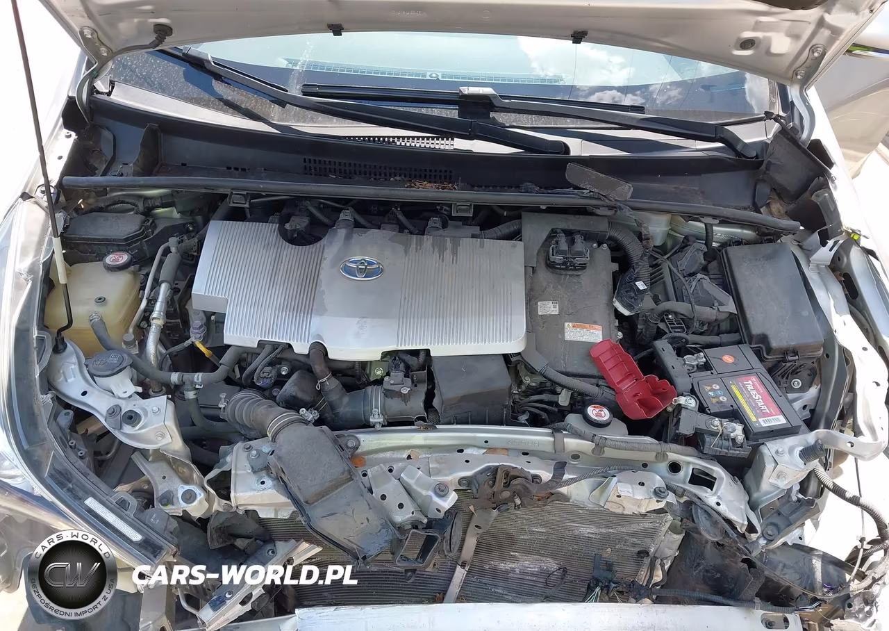 2018 Toyota Prius VIN:JTDKARFU9J3550222 - 10